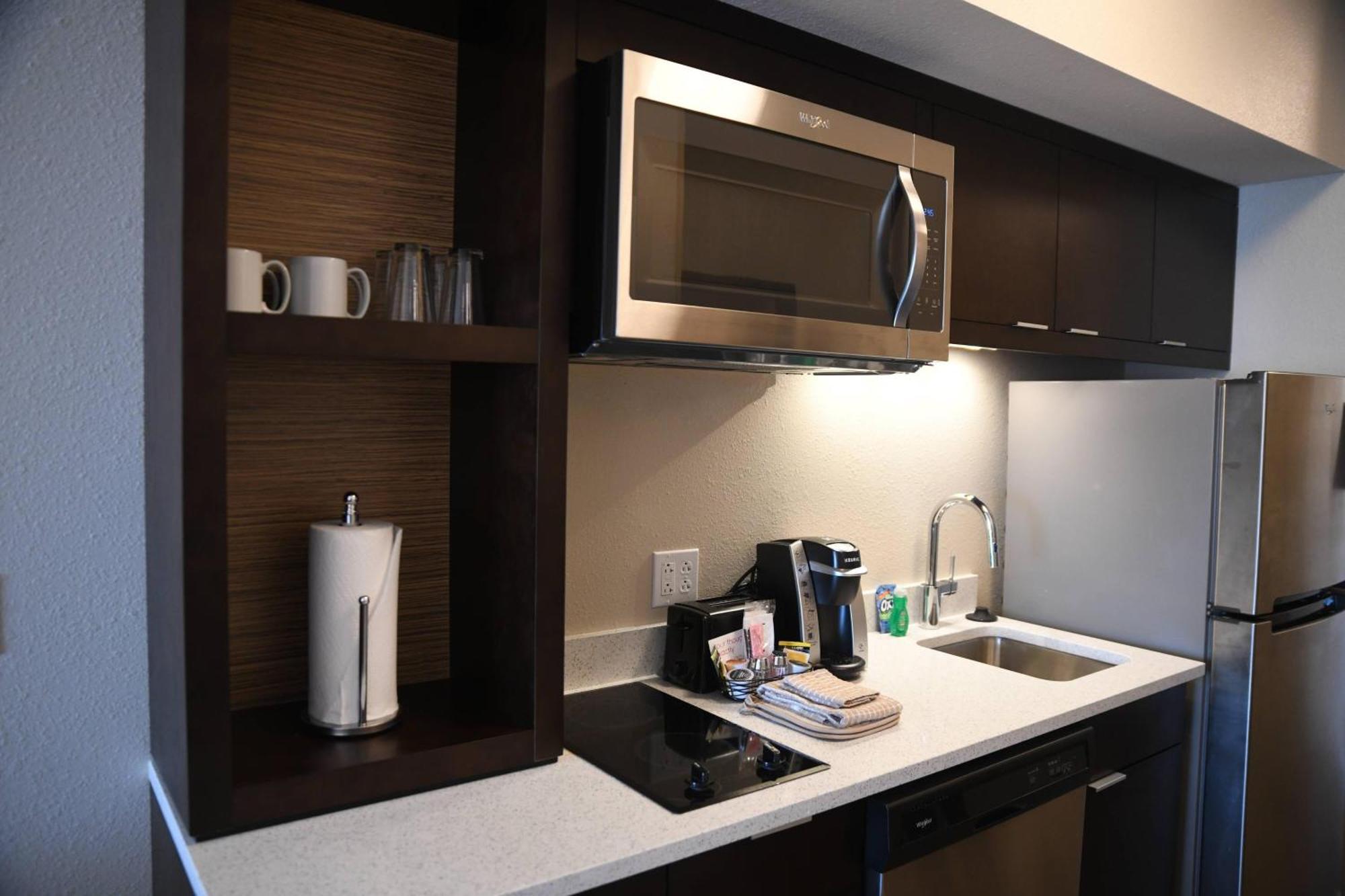 Towneplace Suites Kansas City At Briarcliff Eksteriør billede