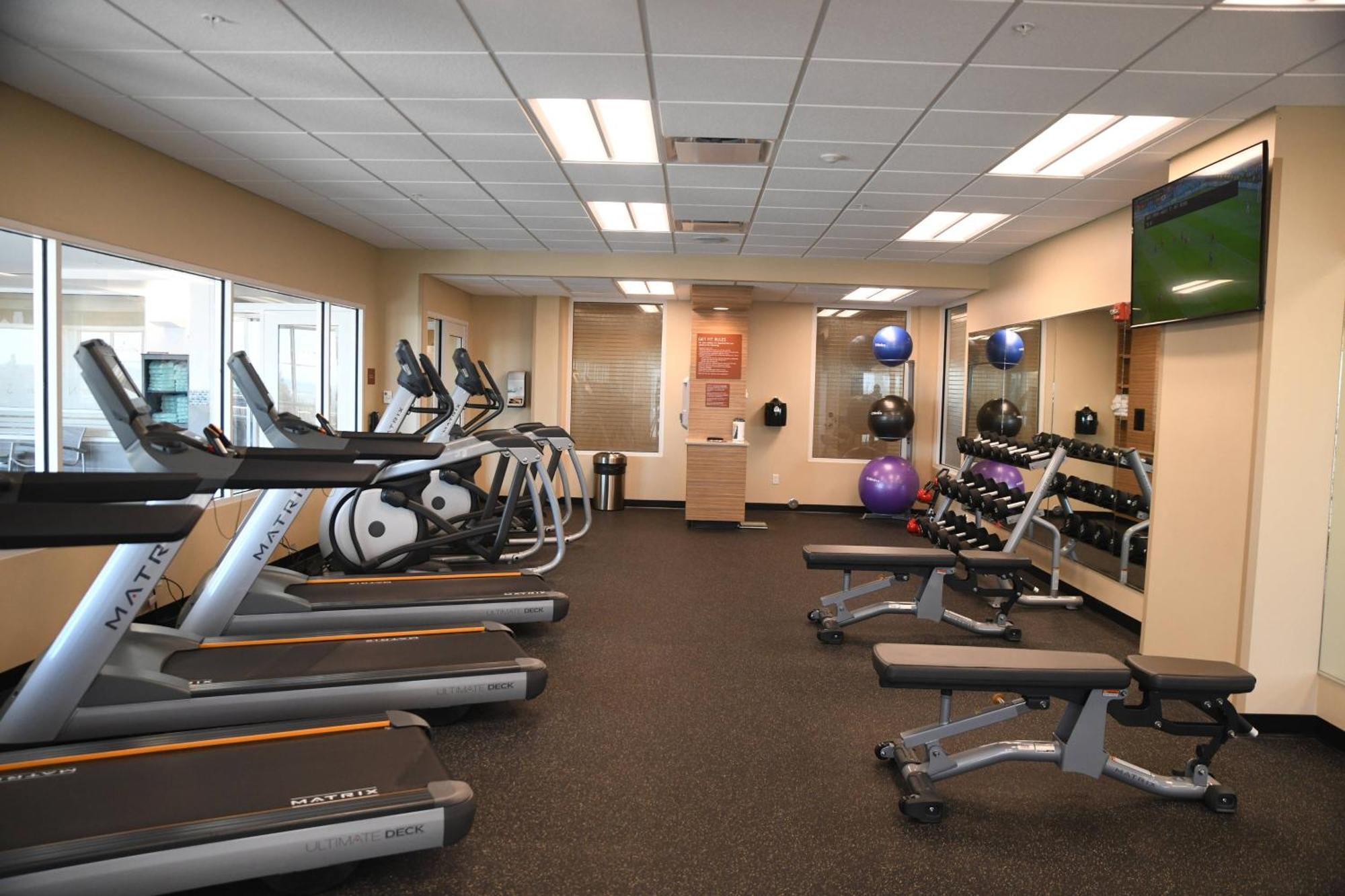 Towneplace Suites Kansas City At Briarcliff Eksteriør billede