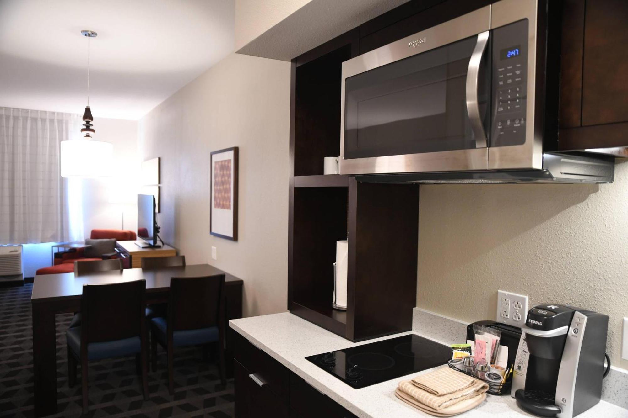 Towneplace Suites Kansas City At Briarcliff Eksteriør billede