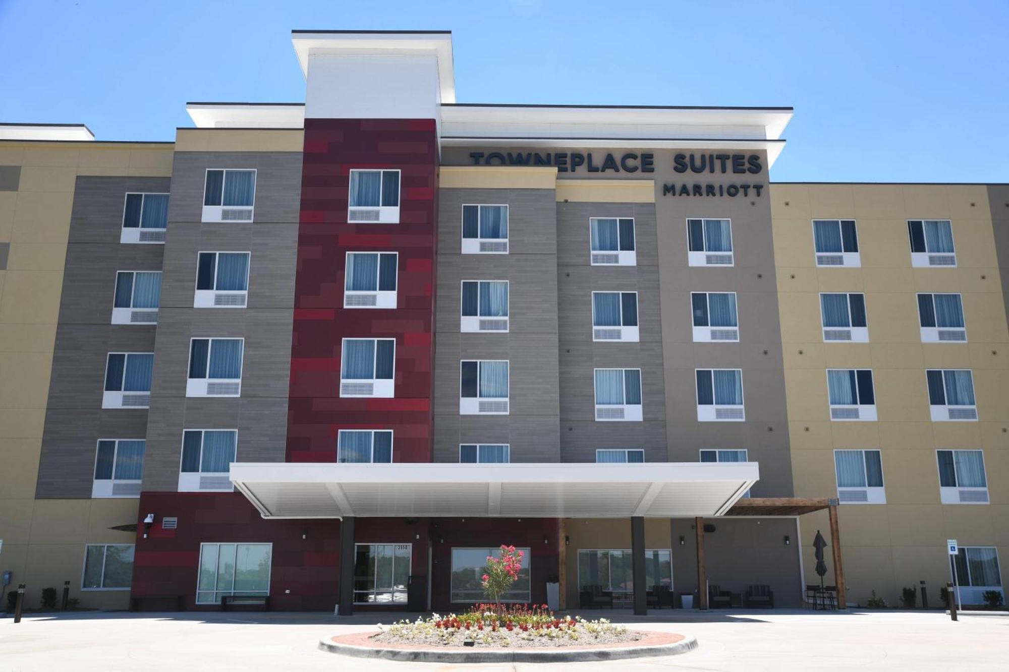 Towneplace Suites Kansas City At Briarcliff Eksteriør billede